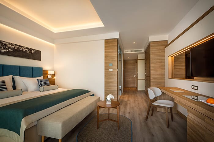 VALAMAR COLLECTION - V LEVEL SUPERIOR FAMILY SUITE SEAVIEW
